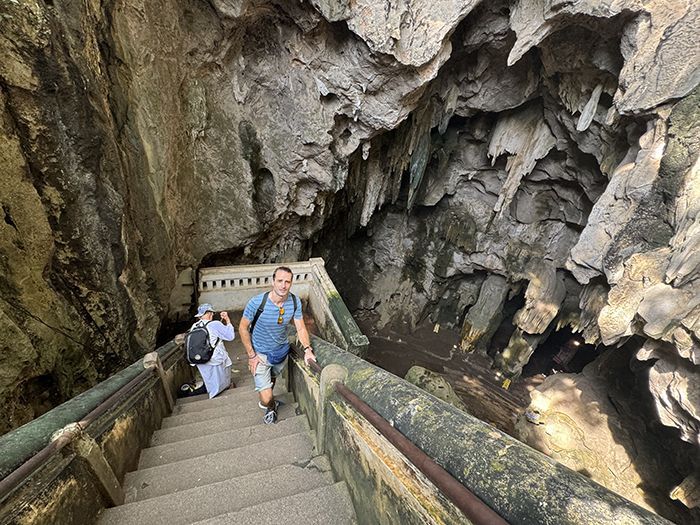 phetchaburi cave temple