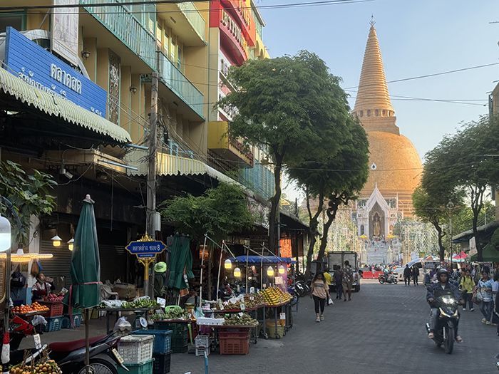 nakhon pathom day trip