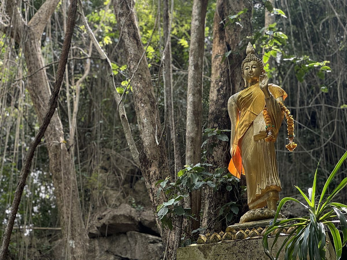 Wat Khao Khun Phanom Temple
