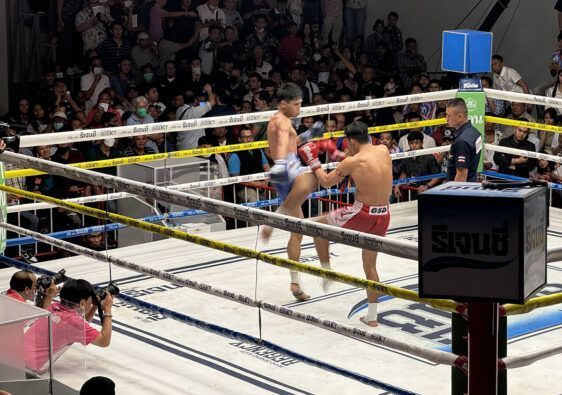 muay thai fight bangkok free